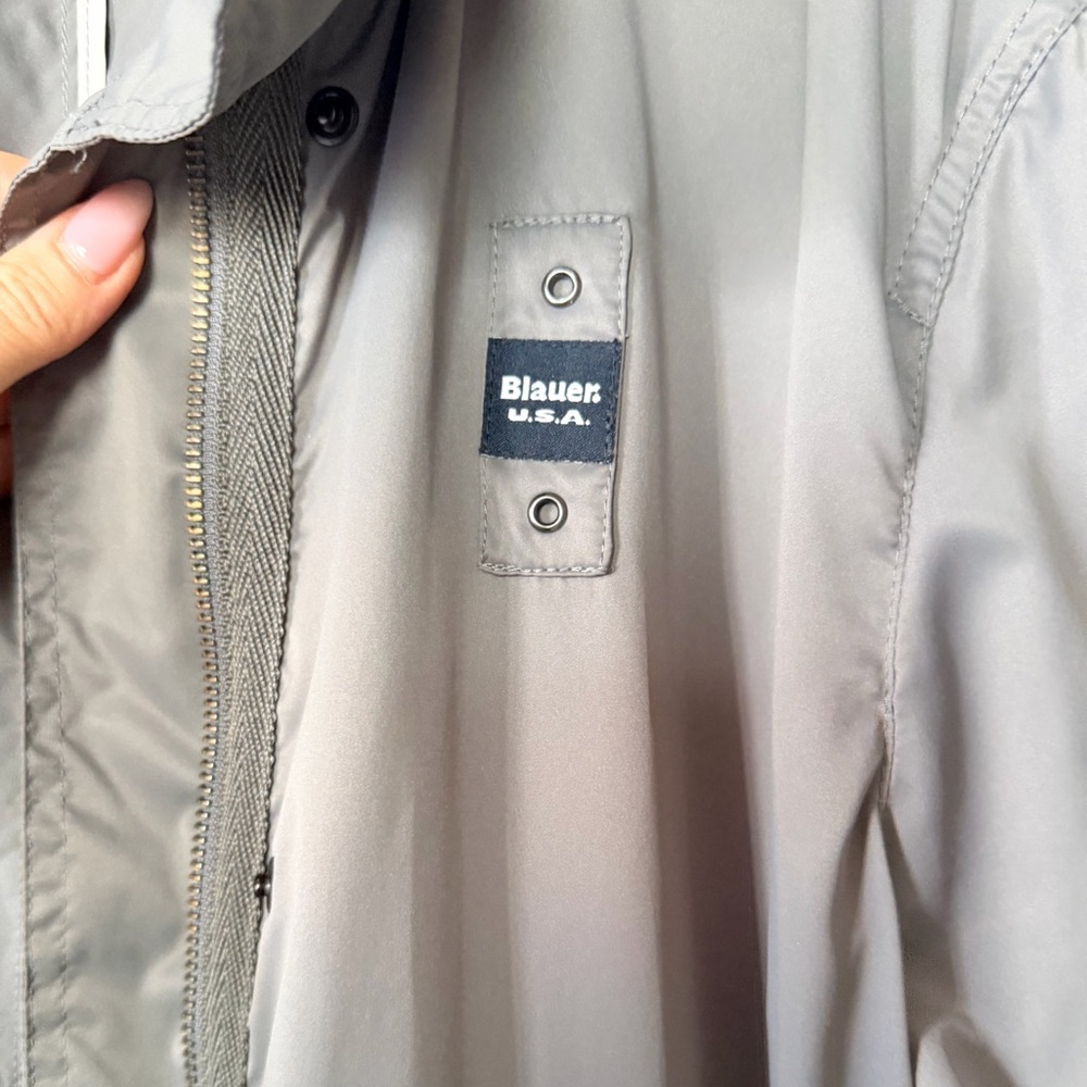 Blauer USA Grey/Silver Windbreaker Jacket | Lightweight | Excellent Condition - Picture 7 of 17